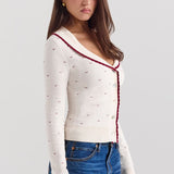 Elegantní buclé cardigan ve francouzském stylu