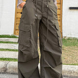 Kalhoty cargo s vysokým pasem ve vojensky zelené barvě