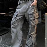 Seprané cargo džíny s několika kapsami, streetwear styl
