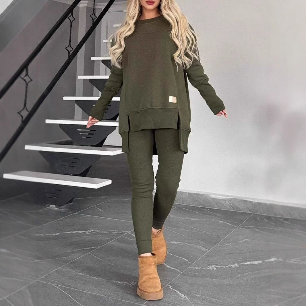 Dámský ležérní outfit – Měkký úplet – Volný top – Přiléhavé legíny