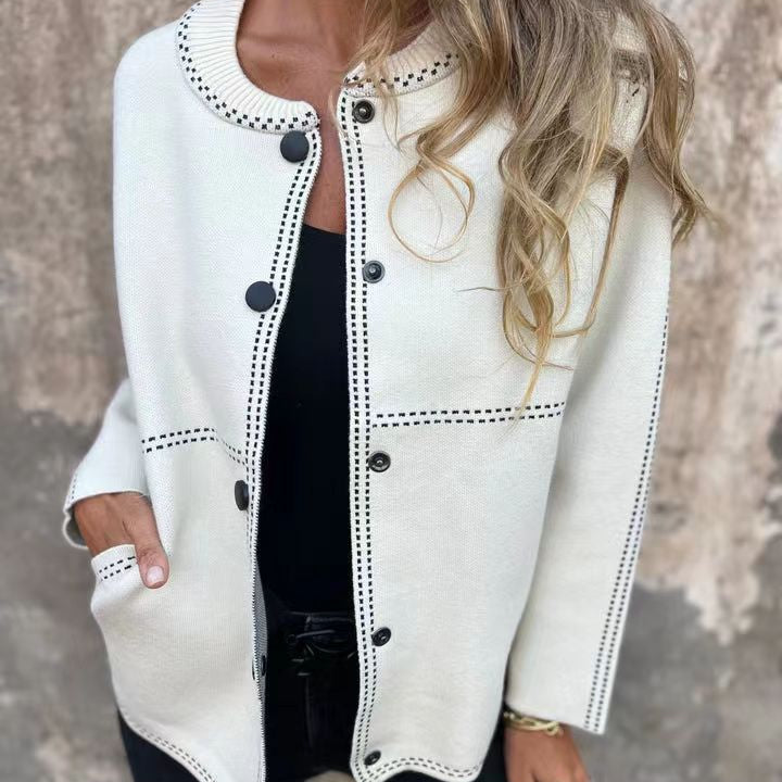 Dámský kardigan – Volný střih – Měkký úplet – Kulatý výstřih – Zapínání na knoflíky