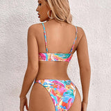 Bikiny s tropickou výplní - Pohodlné a stylové