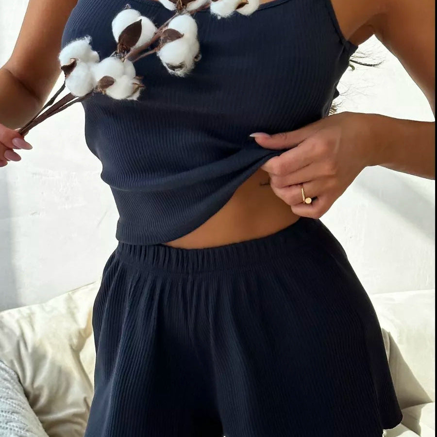 Dámská souprava domácího oblečení – tílko bez rukávů s výstřihem do U – pohodlné kraťasy s elastickým pasem