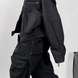 Volná, ležérní bunda Techwear s funkčně střiženým střihem a zapínáním na zip