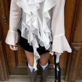 Volánková halenka z tencelu, výstřih do V a rozšířené rukávy